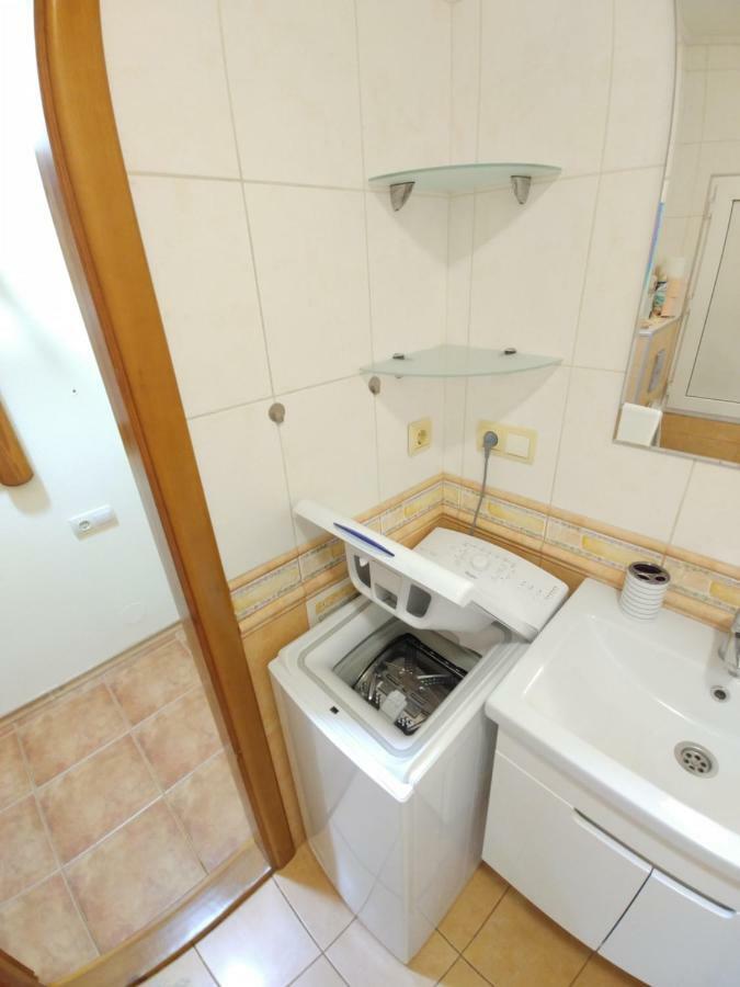 Sun Apartments City Centre Одеса Екстериор снимка