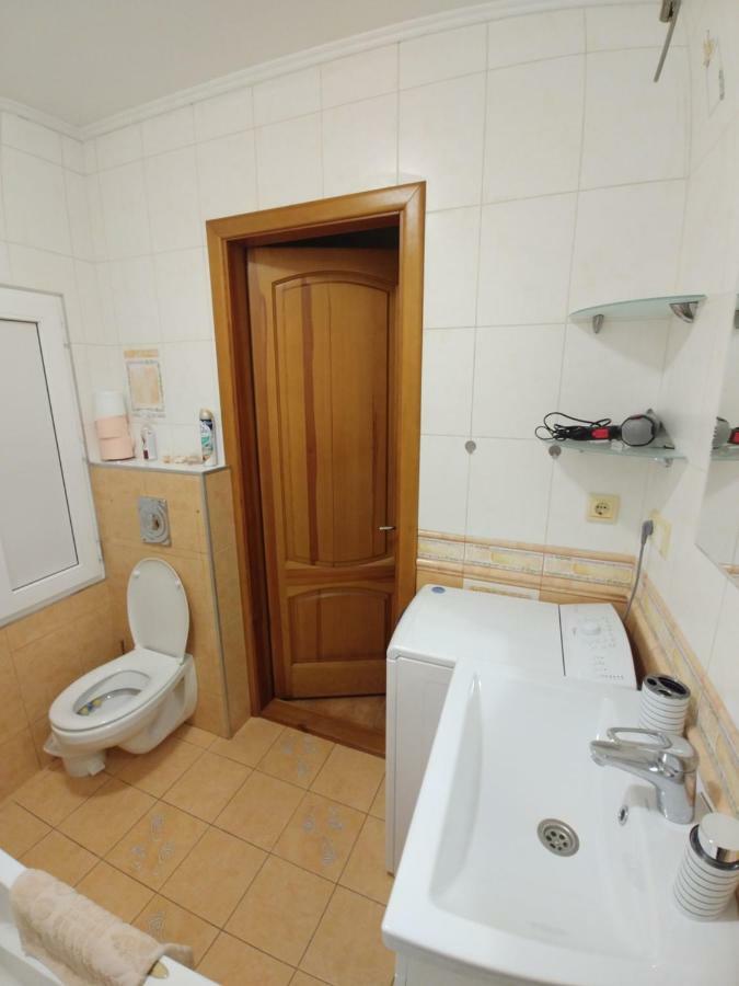 Sun Apartments City Centre Одеса Екстериор снимка